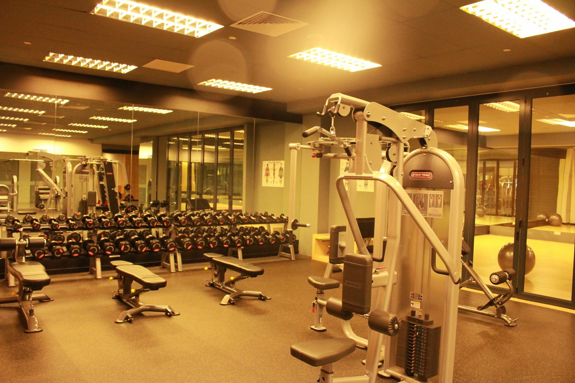 Imperial Suites Serviced Apartment Maong Bazaar المظهر الخارجي الصورة